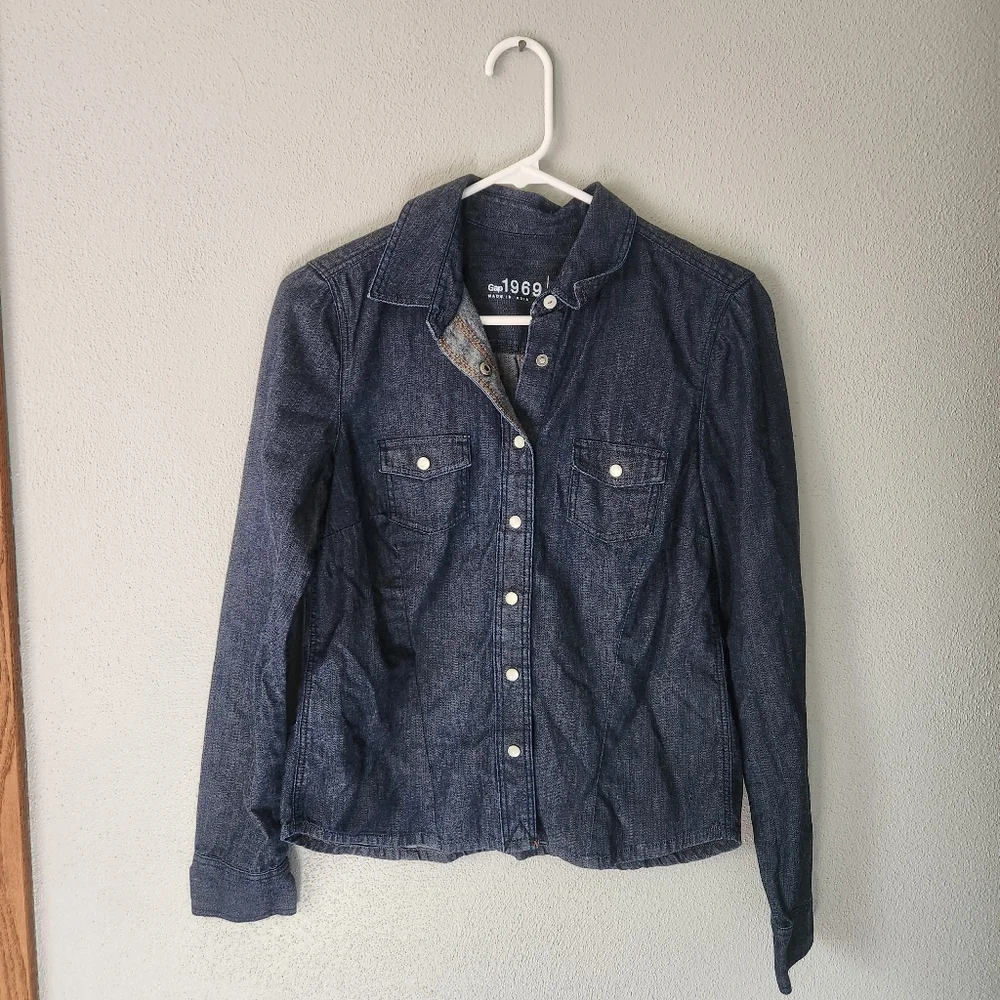 GAP Lightweight Jean Jacket